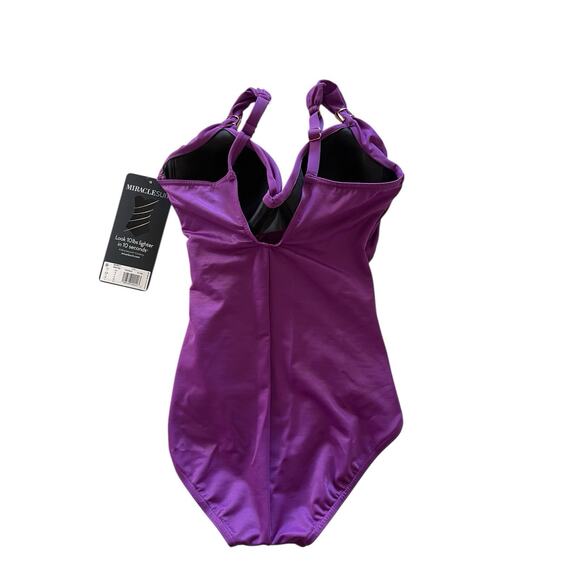 Miraclesuit Razzle Dazzle Twist-Front Siren Orchid Purple Swimsuit Size 6 $190 - Picture 4 of 8